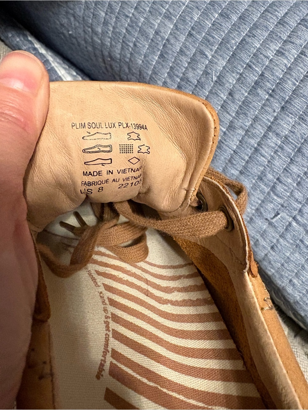 Taos Footwear Women’s Tan Leather Low-Top Sneakers - Picture 7 of 7